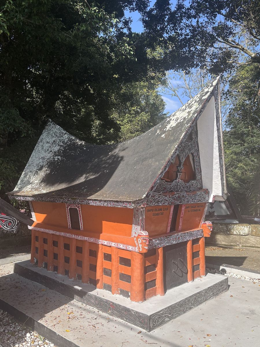 Makam Raja Sidabutar